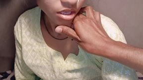 �"Boudi taar debor er boro dhon chushe khaowar HD sex video"�