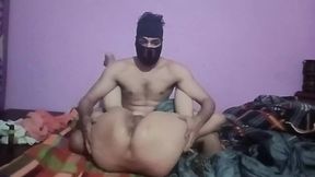 Ghetto brown-skinned broad gets her sweat-treated by a hunky Punjabi masseur in his pad.