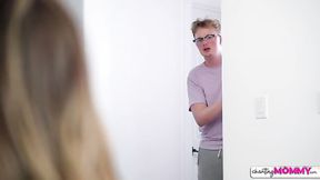 ”I Caught My Stepmum's Repairman Bang Her!! - Gigi Dior”