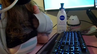 Real Streamer Gives You Lewd Mommy JOI