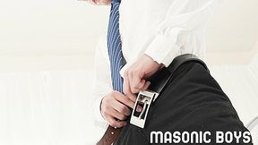 MasonicBoys You have to see this cute twink blowing his load