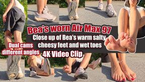 4k | Hot Bea dual cams different angles – wrecked Nike Air Max 97 barefoot removal, extreme cheesy sweaty feet from two intense views, toes super close in both perspectives