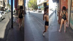 prostituta jovencit4 caminando por las calles de cordoba capital