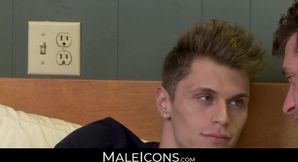 Lusty twink's seduction and intense anal play with guy's big cock