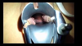 Streching My Pussy with My Speculum