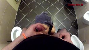 Ggg John Thompson- Viktoria Goo Kneels Down and Blows Stranger's Huge Dick