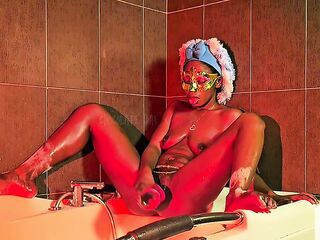 Im such a messy FLOOZY...time for a baths cum n join me ;)