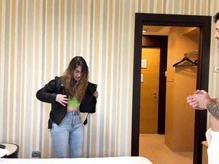 I get my knob sucked during the time that my preggy girlfriend is shopping, this babe caught us