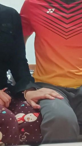market gayi to jija ji ne mujhe chod kar meri chut lal kardi   Clip 1