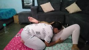 extasiada de placer quede despu�s de haberme follado a la profesora