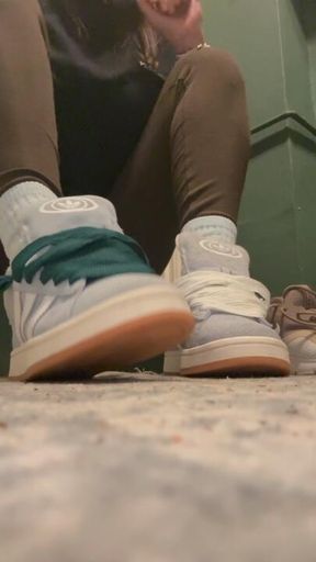 Adidas, Airmax, naughty puppy