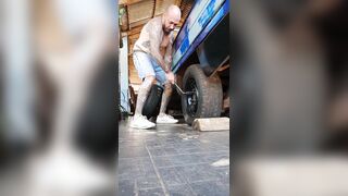 Cambiando la goma