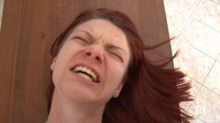 Randi Rage 进行粗暴肛交