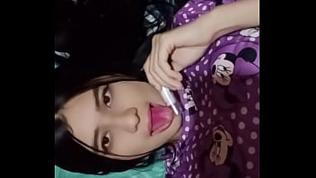 Jovencita Culona Seduce al C&aacute_mara en Vestuarios