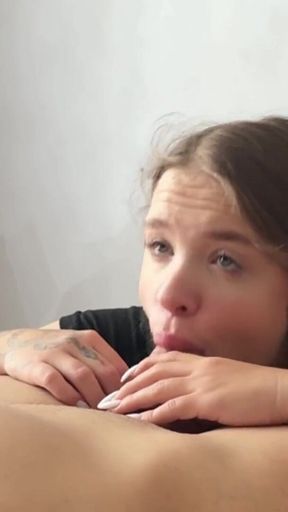 18 Year Old Slut Perfectly Sucks Cock and Fucks in a Student Dorm