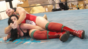 THE BEAUTIFUL FEET of a JAGUAR - Jayne Jaguar vs Ivan Koloff Jr