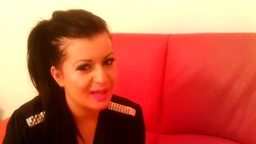 Nadia Violette Private Show