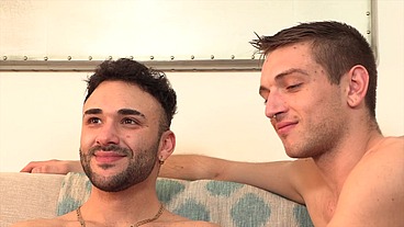 2876 the transboy BILLY VEGA fucked by ROMANTIK