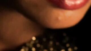 Feeling her Sexiness inside the Punjab Evening when being alone