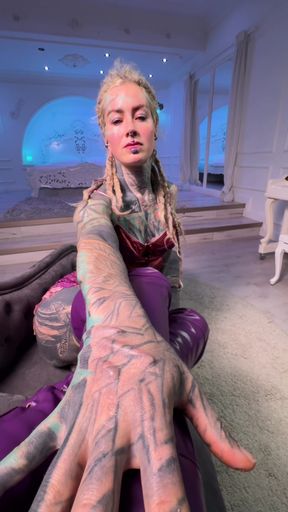 Do you want to see more ? Follow me now and enjoy yourself.