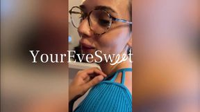 Super Tight Petite College Girl Masturbates On Camera & The Clip Gets