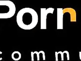 Le gusta por le culo