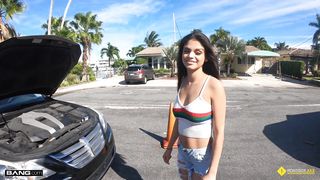 Roadside - Nice Latina Teenage Romped by Roadside Assistance