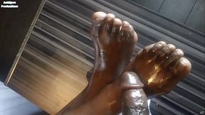 Cinnamon'_z Oily Soles &amp_ Foot Fucking (My POV)