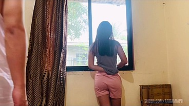 Asian horny pinay tinira sa bintana kumpare