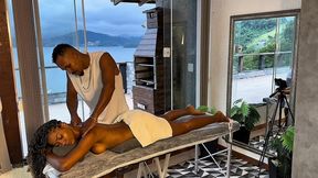 eu so pedi uma massagem... mas quando e a gente, nunca e so isso. meu marido preparou cada detalhe, o clima, o toque... e aos poucos a conexao foi falando mais alto.