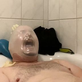 BHDL in - BATHTUB BREATHPLAY - LATEXGLOVE FUN AFTER SHAVING