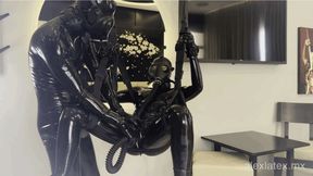 Sexy play time T2, pleasure with gas mask - Alex Latex