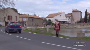 exhibition en public et masturbation devant l autoroute voici une video d ...