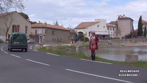 exhibition en public et masturbation devant l autoroute voici une video d ...