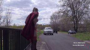 exhibition en public et masturbation devant l autoroute voici une video d ...