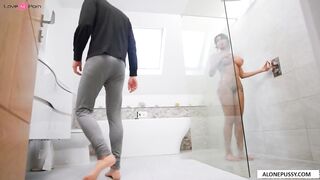 Surprisingly Hot Blonde Bombshell Joins Her Roommate In The Bathroom For A Steamy Sex Session