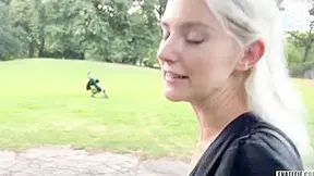 Eva Elfie - Sucking Off Strangers Penis Inside New York Central Park To Let Him Screwed Me And Cum All Over My Adorable Face