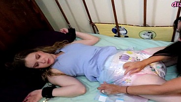 Harlow West gets diapered and cumming with Diaperperv