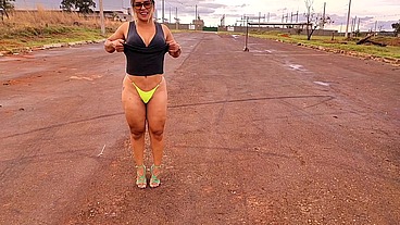 Interview and giving my ass outdoors on my return to porn, Vagninho filled my ass with cum until it spurted.