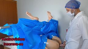 ginecologista mete na buceta de sua paciente e sai toda gozada!