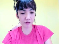 Young amateur teen in solo masturbation getting kinky