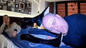 The Leather Knows Who’s in Control