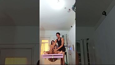 O AMIGO DA PAMELA FICOU DE PAU DURO E CAIU DE BOCA NA BUCETA DA NICOLY: PUTARIA REAL E SEM LIMITES!