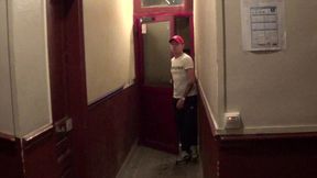 passif soumis donne son cul bareback et aime se faire remplir