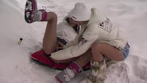 ”Two lesbos in the snow”
