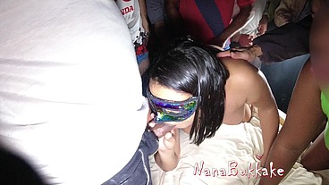 Minha 3ª vez fazendo gangbang no cine porno. Parte 1-3, com maridão gravando os caras me fodendo e gozando na minha boca
