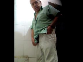 Gay Amateur: Toilet Spy 06 Parte 2