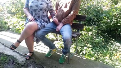 Mature stepmom gives best public handjob outdoors