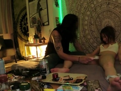 amateur ashley blue fingering herself on live webcam