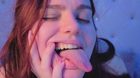 Julia Milky Private Show